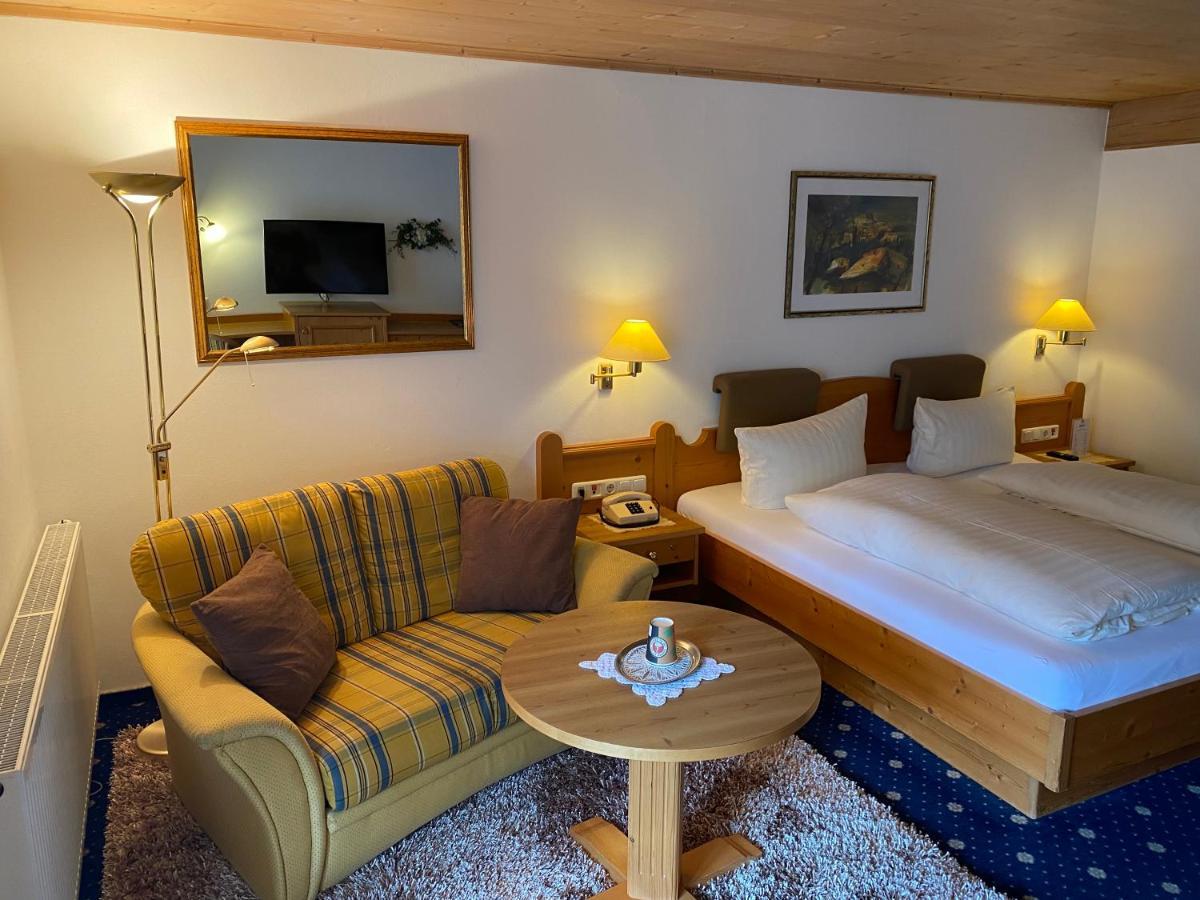 Kur- Und Ferienhotel Haser Оберщауфен Екстериор снимка